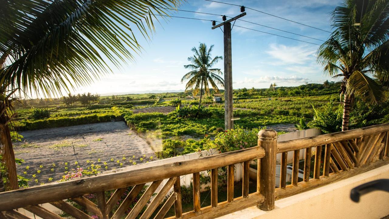 Villa Angelou - Sunlit Beach Getaway With Pool And Wifi 贝尔马尔 外观 照片